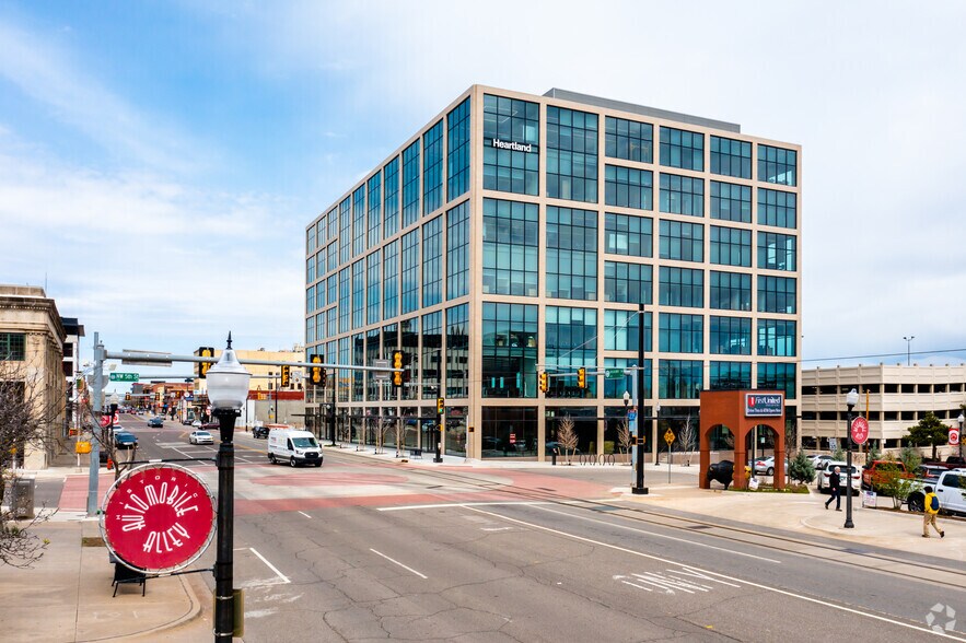 More Photos Of 616 N Broadway Ave, Oklahoma City Office For Lease