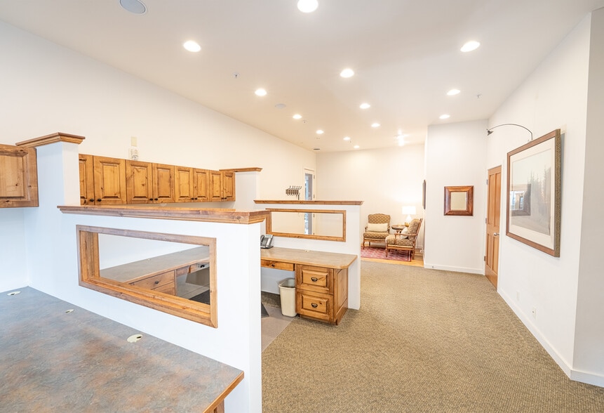 More Photos Of 360 East Avenue North, Ketchum Storefront Retail Office For Sale
