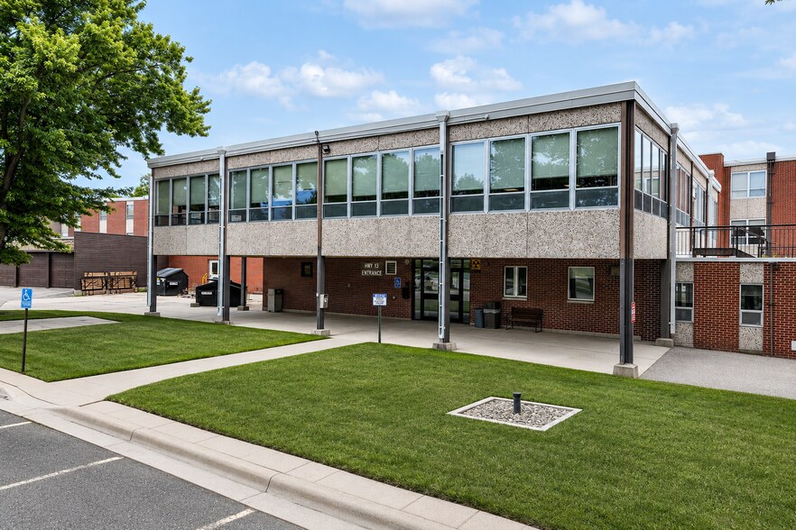 More Photos Of 901 Luther Pl, Albert Lea Skilled Nursing Facility For Sale