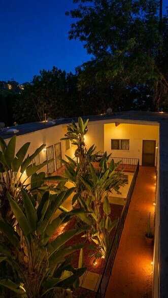More Photos Of 4208 Russell Ave, Los Angeles Apartments For Sale