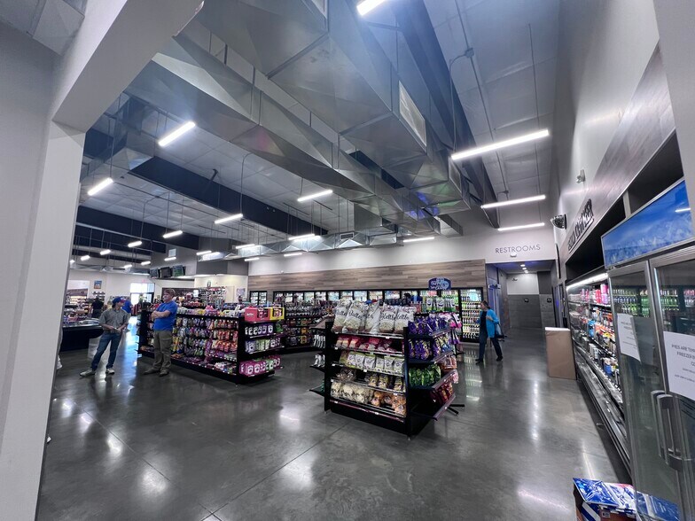 More Photos Of 32691 K99 Hwy, Alma Truck Stop For Sale