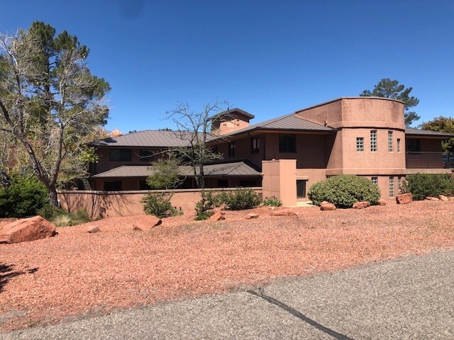 More Photos Of 75 Kallof Pl, Sedona Loft Creative Space For Lease