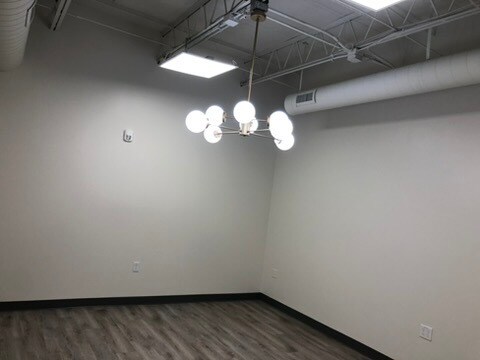 More Photos Of 7490 N 36th St, Pinellas Park Loft Creative Space For Lease
