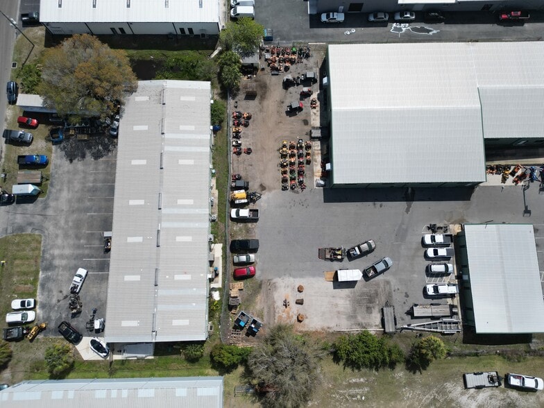 More Photos Of 12820 Daniel Dr, Clearwater Warehouse For Sale