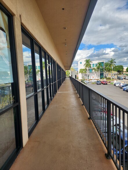 More Photos Of 94-1144 Ka Uka Blvd, Waipahu General Retail For Lease