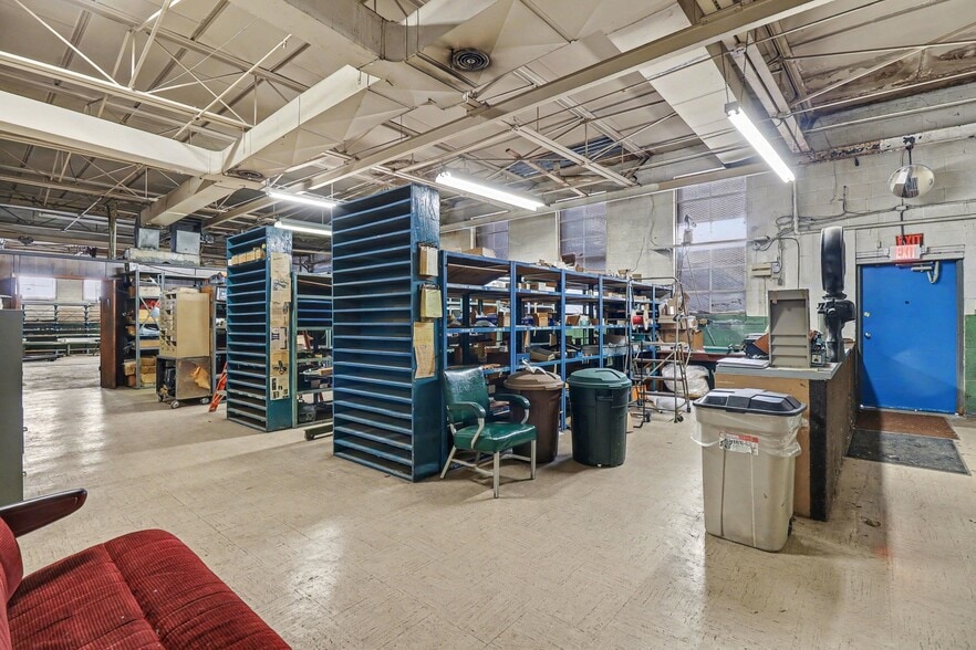 More Photos Of 20210 Sherwood St, Detroit Warehouse For Sale