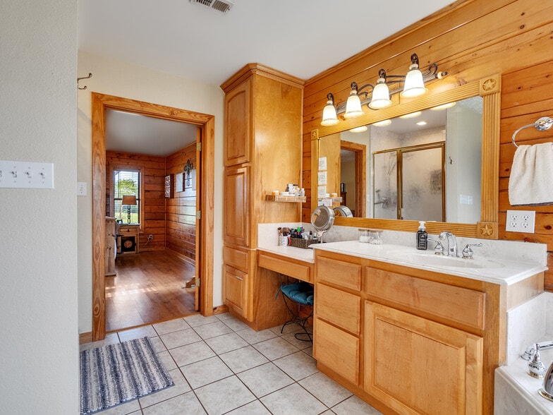 More Photos Of 325 Forest Service 217 Rd, Shepherd Specialty For Sale