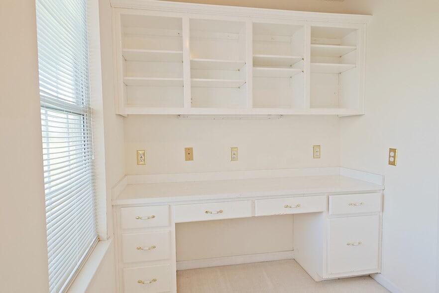 More Photos Of 10674 Wall Triana Hwy, Toney Hospitality For Sale