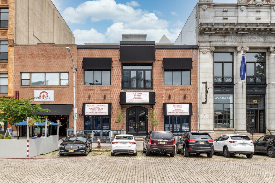 Primary Photo Of 16-18 Hudson Pl, Hoboken Restaurant For Lease