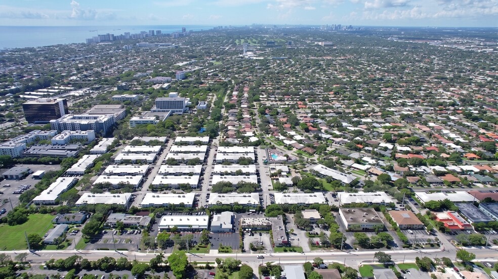 More Photos Of 690-700 E Mcnab Rd, Pompano Beach Freestanding For Sale
