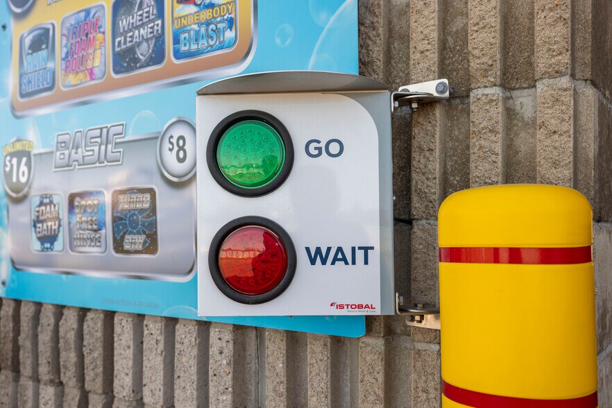 More Photos Of 7600 146th St W, Apple Valley Carwash For Sale