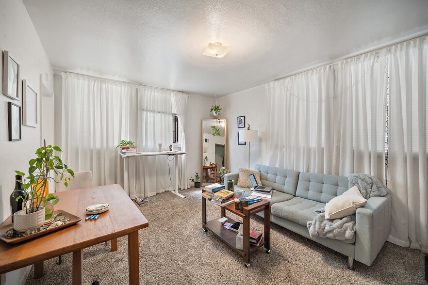 More Photos Of 1518 N Wahsatch Ave, Colorado Springs Apartments For Sale