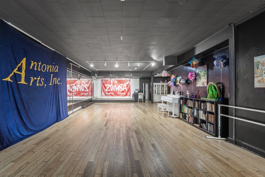 More Photos Of 925 South St, Peekskill Office For Sale