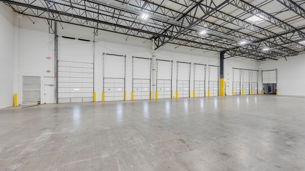 More Photos Of 1070 S Kimball Ave, Southlake Distribution For Lease