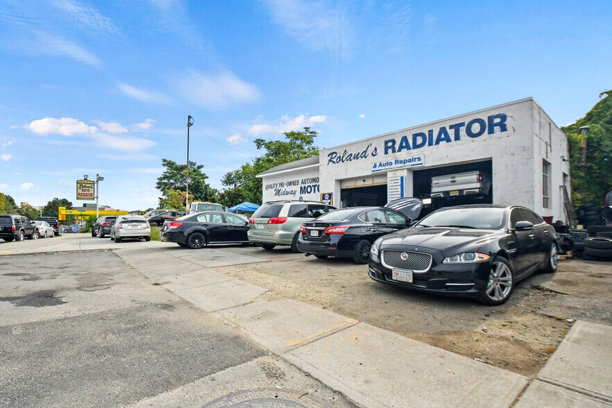 More Photos Of 51 Summer St, Worcester Auto Repair For Sale