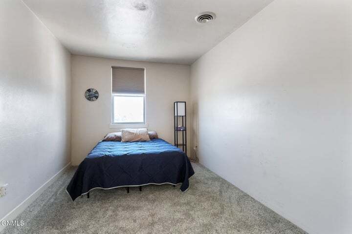 More Photos Of 213 11th St W, Williston Restaurant For Sale