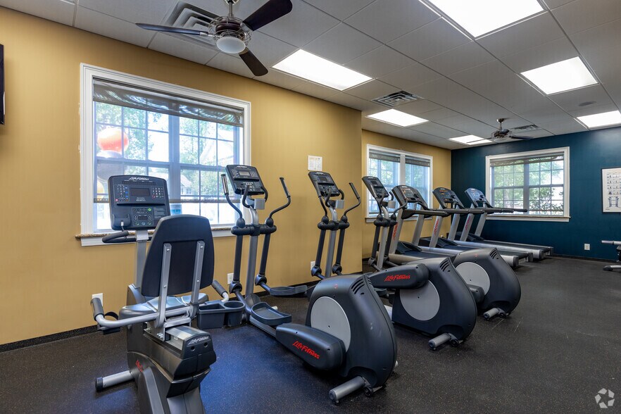 More Photos Of 1831 Quantum Ln, Winston-Salem Apartments For Sale