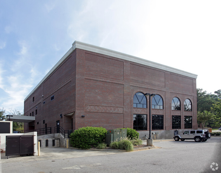 More Photos Of 411 N Section St, Fairhope Medical For Lease