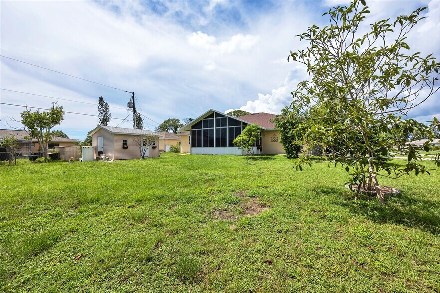More Photos Of 12209 Cotorro Ave, North Port Specialty For Sale