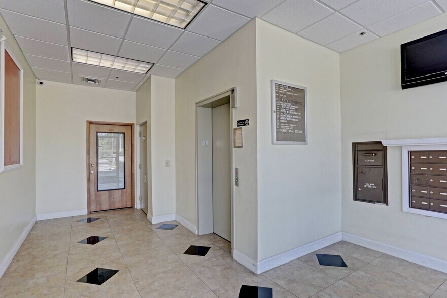 More Photos Of 11440 Okeechobee Blvd, Royal Palm Beach Medical For Lease