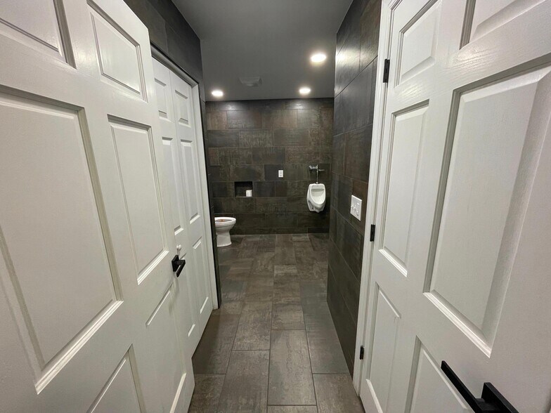 More Photos Of 708 Fairground Rd, Lucasville Land For Sale