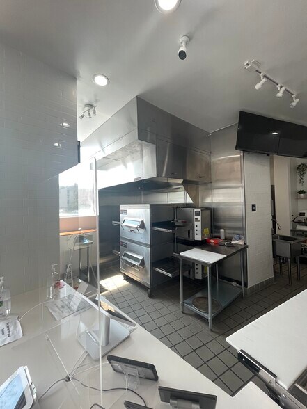 More Photos Of 5900-5930 Monterey Rd, Los Angeles General Retail For Sale