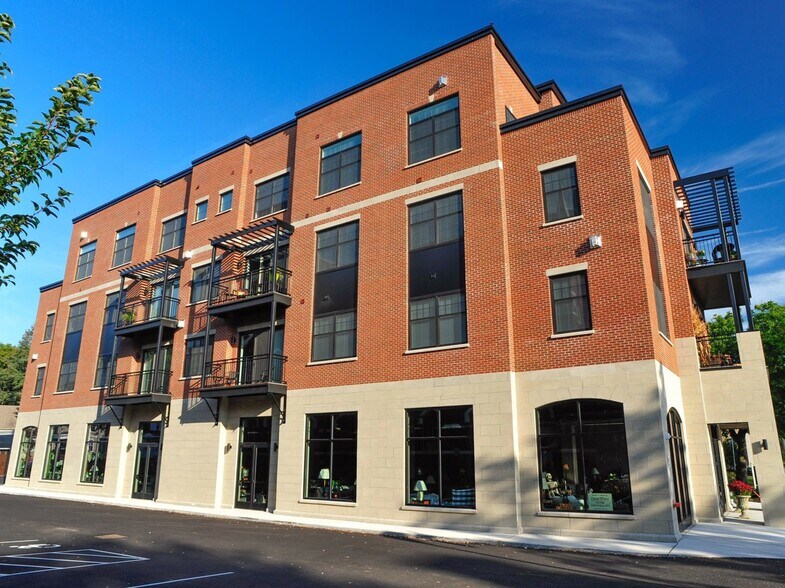 More Photos Of 92 S Main St, Fairport Apartments For Lease