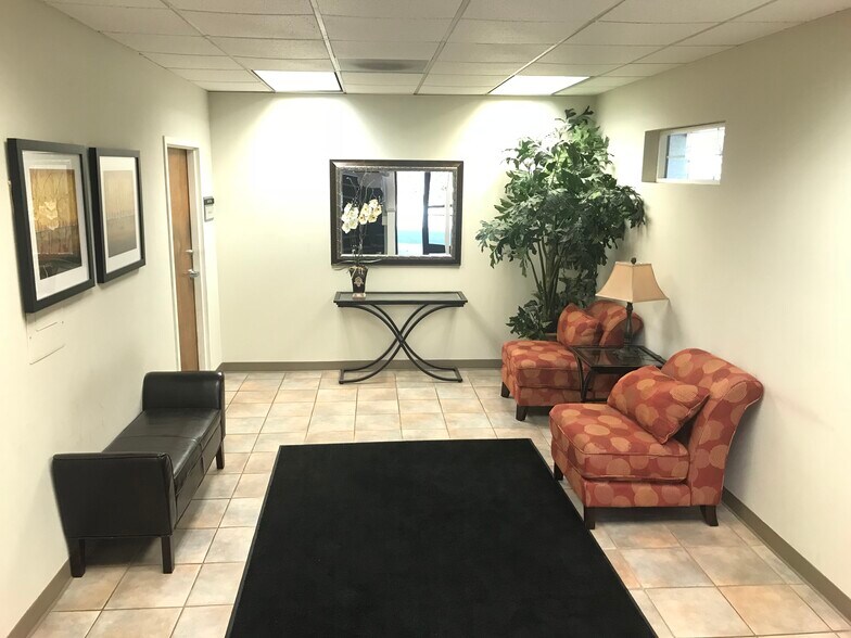 More Photos Of 20665 4th St, Saratoga Loft Creative Space For Lease