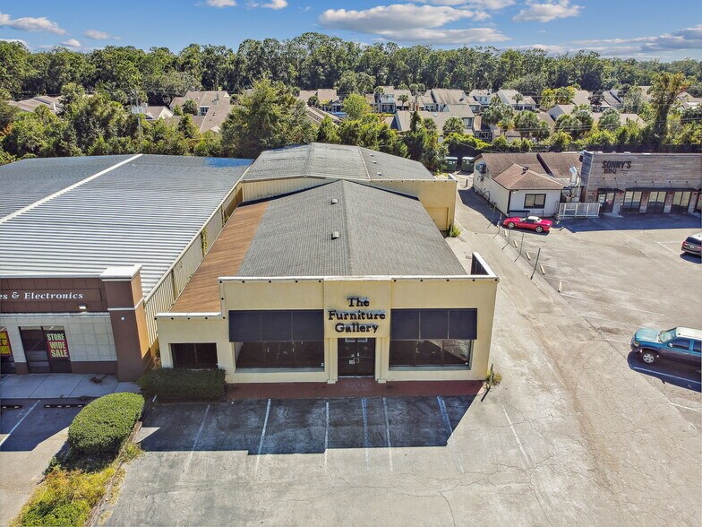 More Photos Of 1956 Kingsley Ave, Orange Park General Retail For Lease