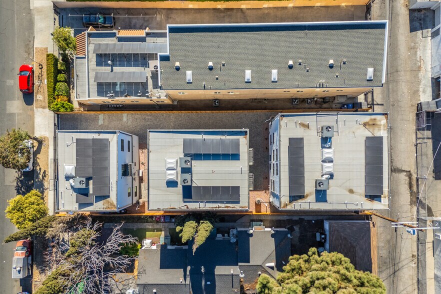 More Photos Of 6421 Troost Ave, North Hollywood Apartments For Sale