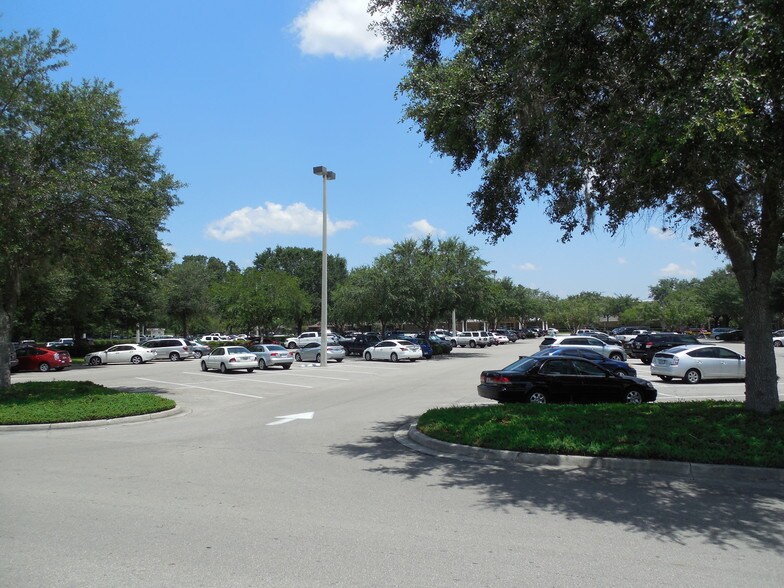 More Photos Of 9200 NW 39th Ave, Gainesville Unknown For Lease