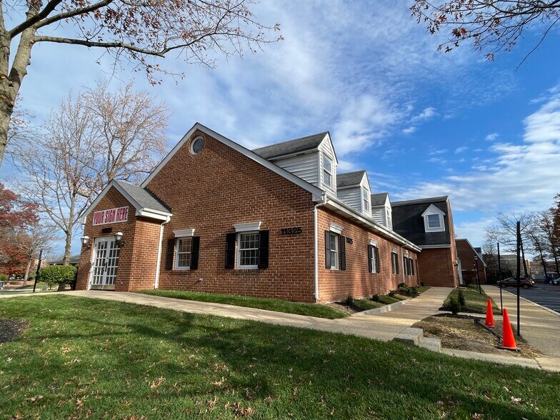 More Photos Of 11325 Pembrooke Sq, Waldorf Medical For Sale