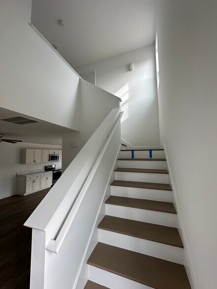 More Photos Of 4507 Greenway Ave, Wilmington Apartments For Sale