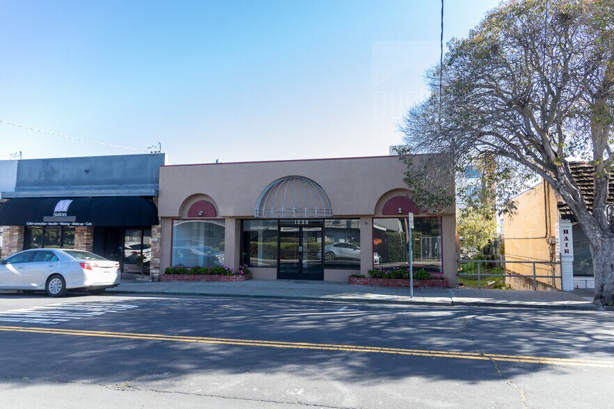 More Photos Of 1239 Laurel St, San Carlos Storefront For Sale