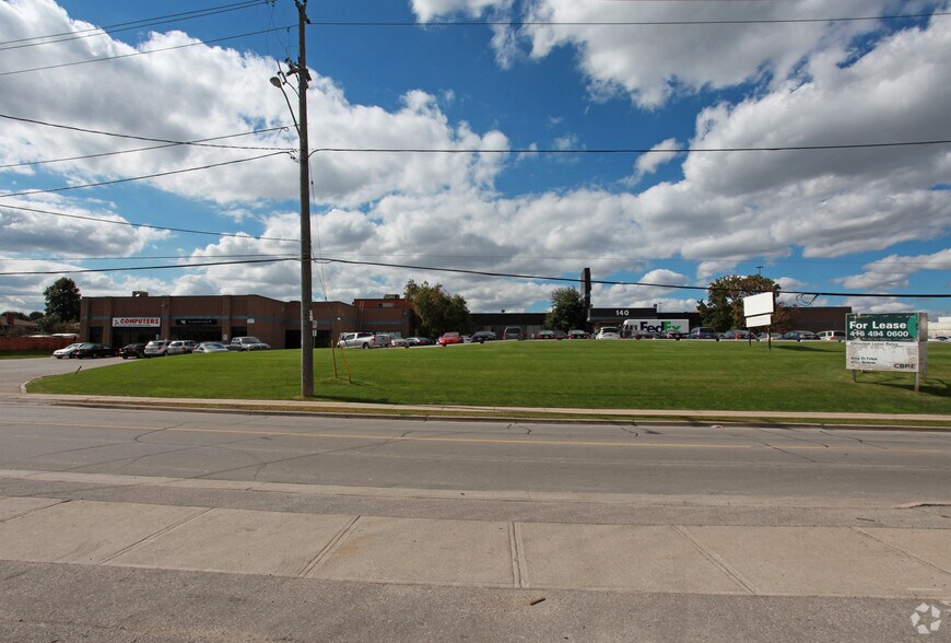 More Photos Of 140 Wendell Ave, Toronto Warehouse For Lease