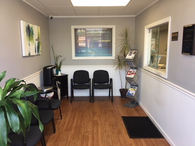 More Photos Of 32-36 Gazza Blvd, Farmingdale Manufacturing For Lease