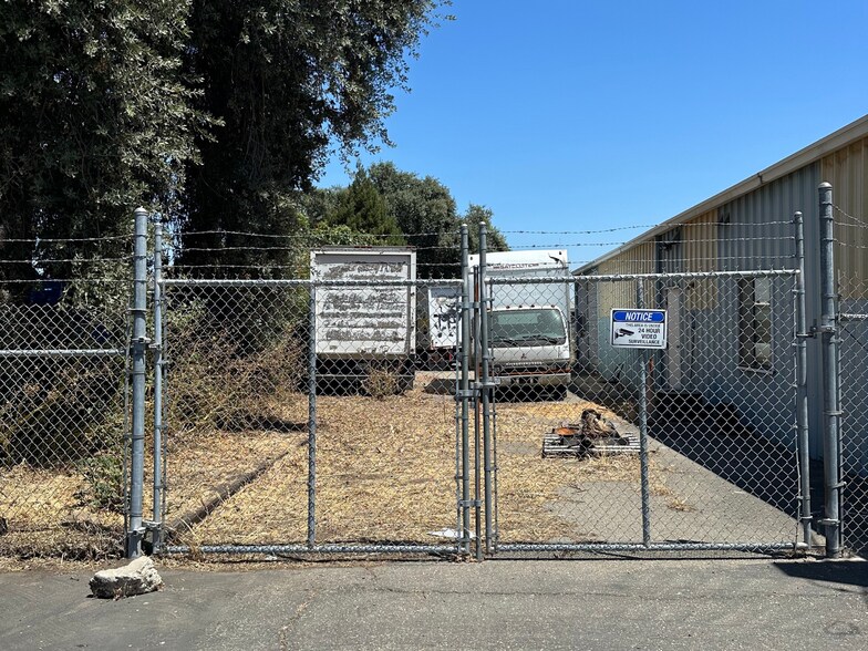 More Photos Of 1242 N Filbert St, Stockton Industrial For Lease