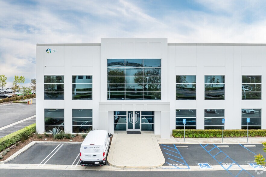 More Photos Of 50 Icon, Foothill Ranch Manufacturing For Lease