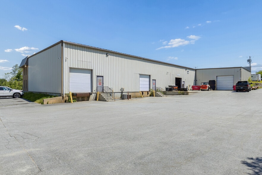 More Photos Of 51 Harvey Rd, Londonderry Warehouse For Sale