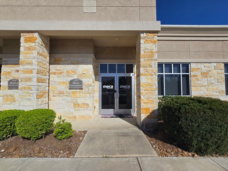 More Photos Of 440 Cobia Dr, Katy Medical For Sale