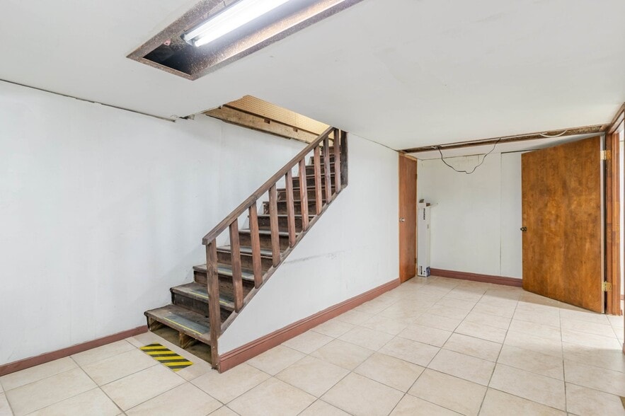 More Photos Of 516 W Lancaster Blvd, Lancaster Storefront For Lease