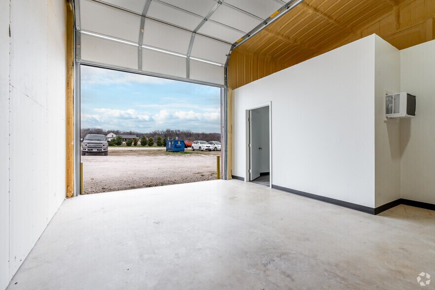 More Photos Of 979 Stonecrest Rd, Argyle Unknown For Sale