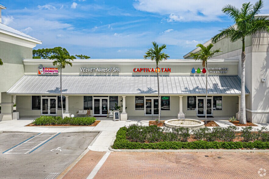 More Photos Of 1905-1917 NW Federal Hwy, Stuart Storefront Retail Office For Lease