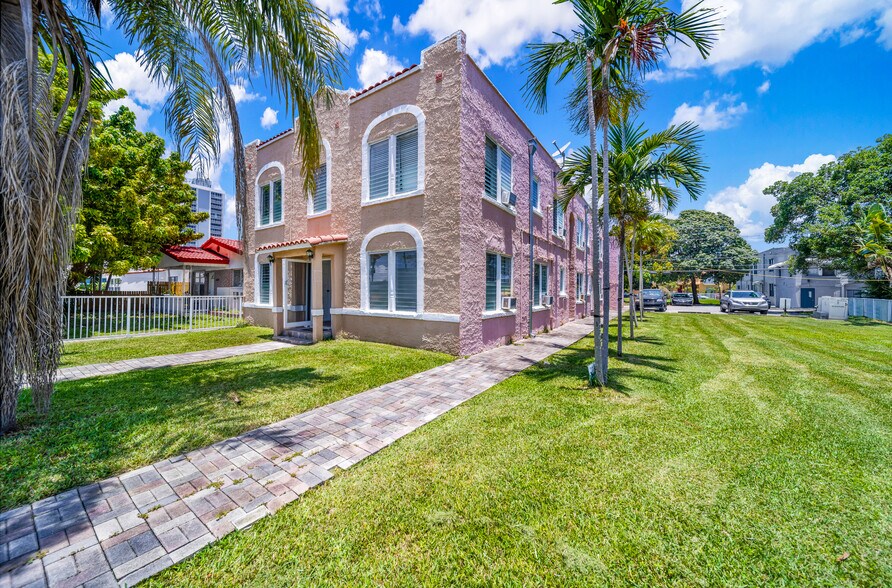 More Photos Of 1621 Van Buren St, Hollywood Apartments For Sale