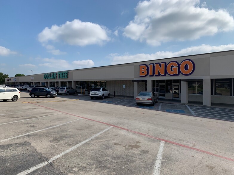 Primary Photo Of 3500-3548 Denton Hwy, Haltom City Unknown For Lease