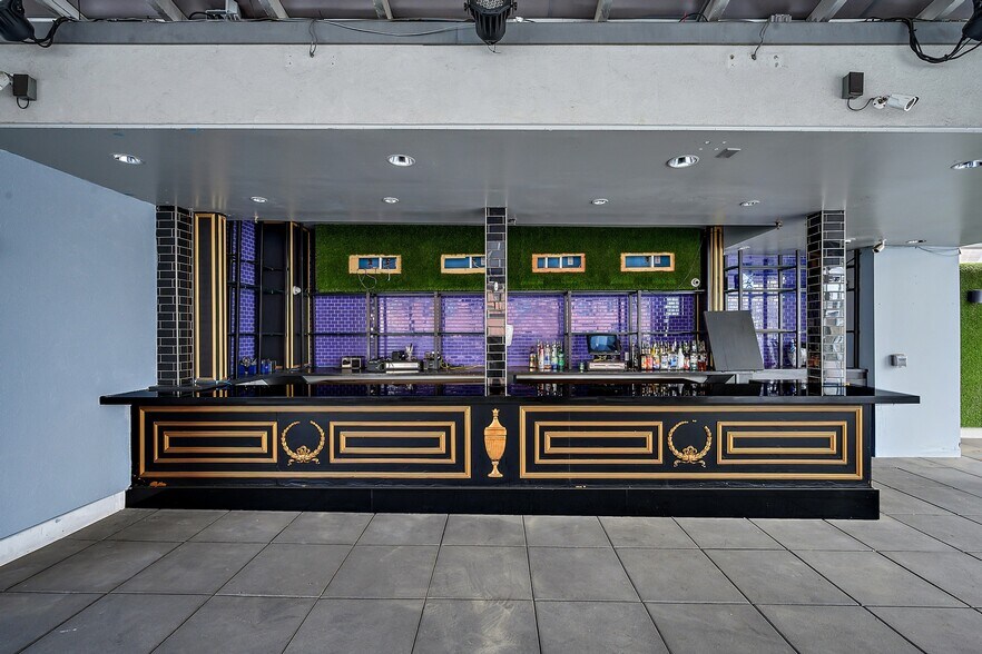 More Photos Of 1448 Market St, Denver Restaurant For Lease