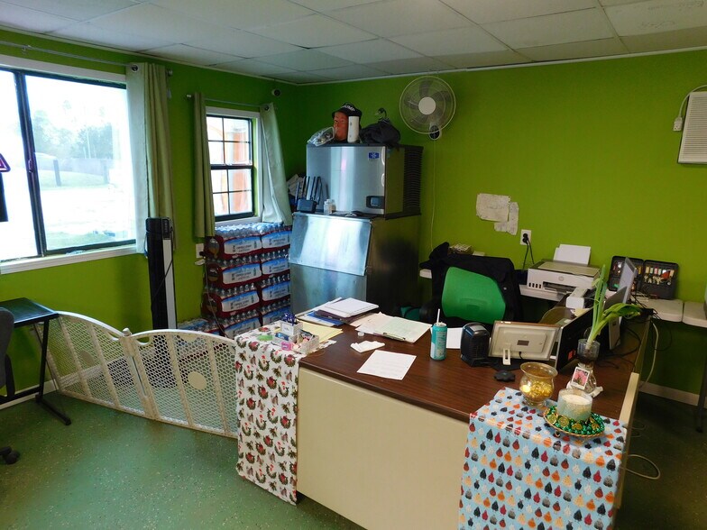 More Photos Of 12114 Krocus St, Fountain Flex For Sale