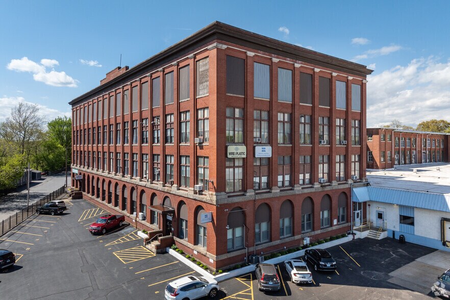 More Photos Of 330 Turner St, Attleboro Manufacturing For Lease