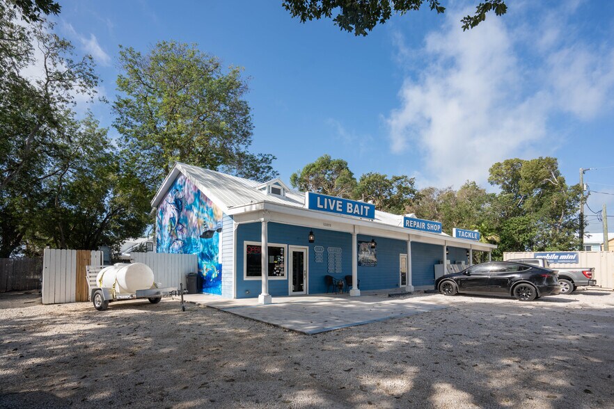 More Photos Of 102970 Overseas Hwy, Key Largo Storefront Retail Office For Sale