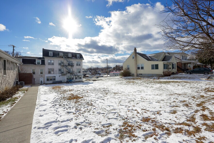 More Photos Of 420-422 Douglass St, Wyomissing Apartments For Sale